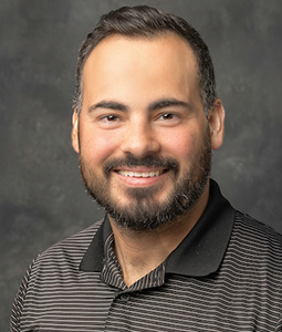 headshot of ricardo rodriguez