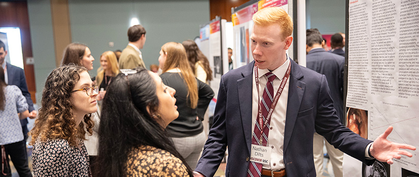 Students at discover usc